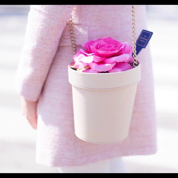 kate spade Handbags - Kate Spade ♠️Flowerpot Crossbody Bag RARE 🌸